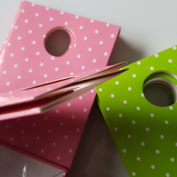 11 pcs Dots Cardboard Favor Bags Loot Bags Treat Bags 3.75"x5.25" inches - Picture 10 of 12